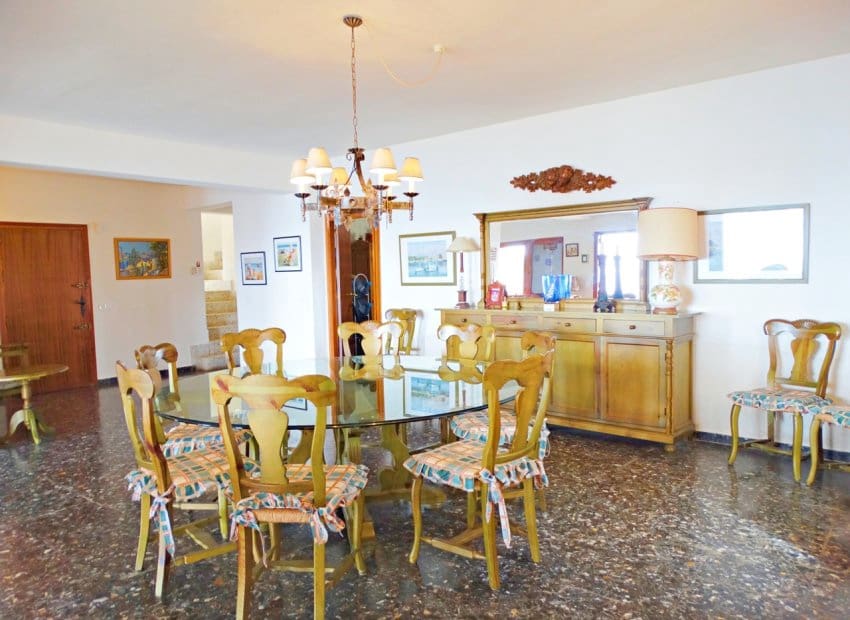 8 bedroom Villa for sale in Orihuela Costa with pool - € 2,100,000 (Ref: 9449479)