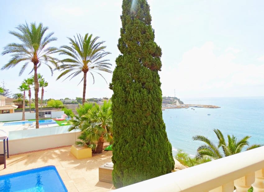 8 bedroom Villa for sale in Orihuela Costa with pool - € 2,100,000 (Ref: 9449479)