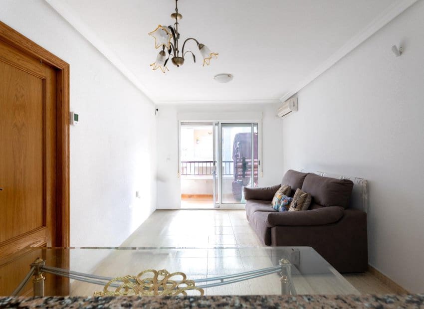 1 soveværelse Lejlighed til salg i Torrevieja - € 99.900 (Ref: 9449481)