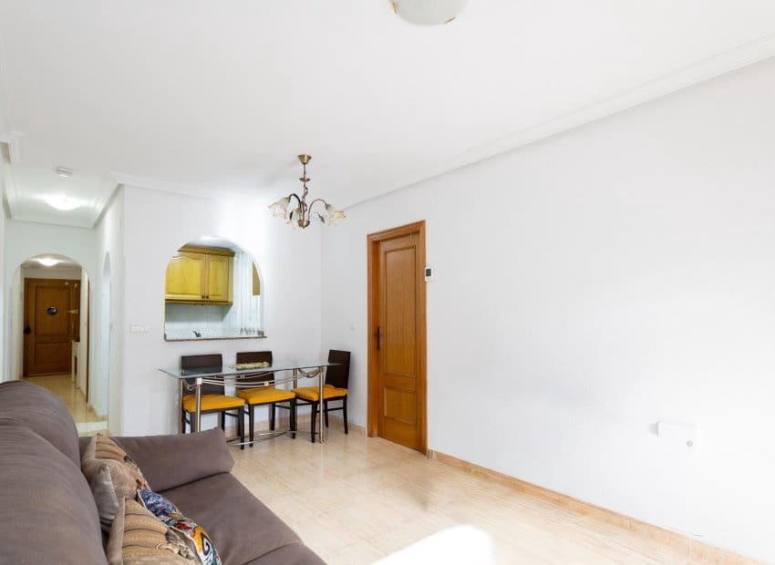 1 soveværelse Lejlighed til salg i Torrevieja - € 99.900 (Ref: 9449481)