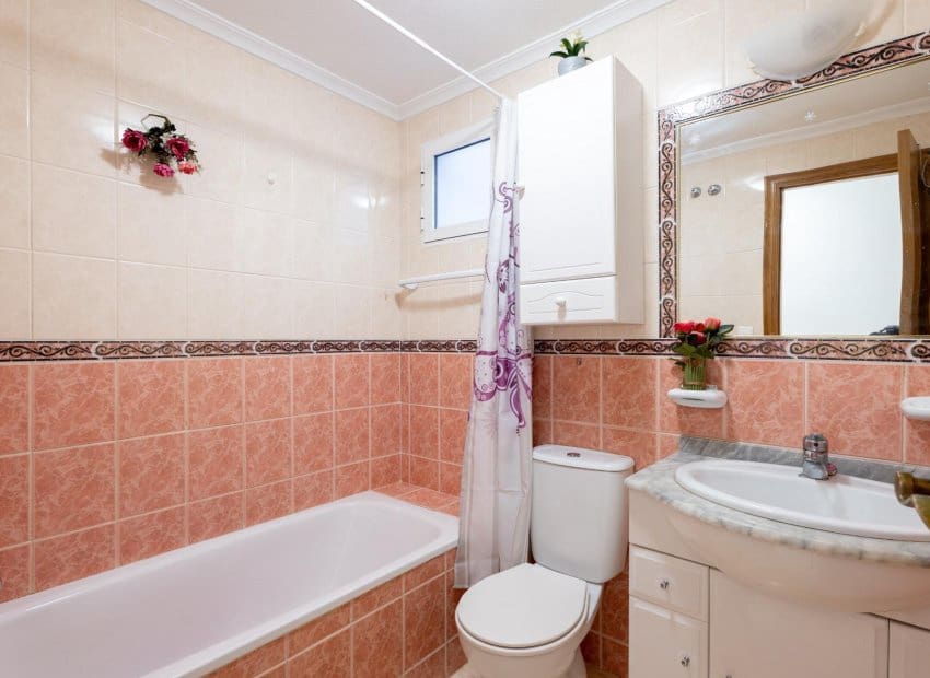 1 soveværelse Lejlighed til salg i Torrevieja - € 99.900 (Ref: 9449481)