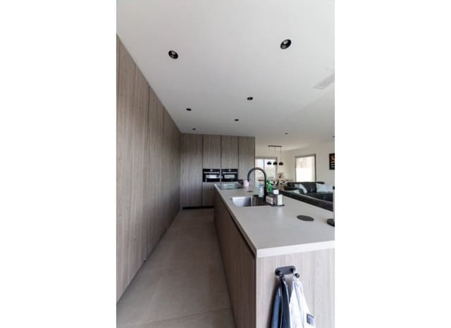 4 sovrum Villa till salu i Los Montesinos med pool - 1 325 000 € (Ref: 9451111)