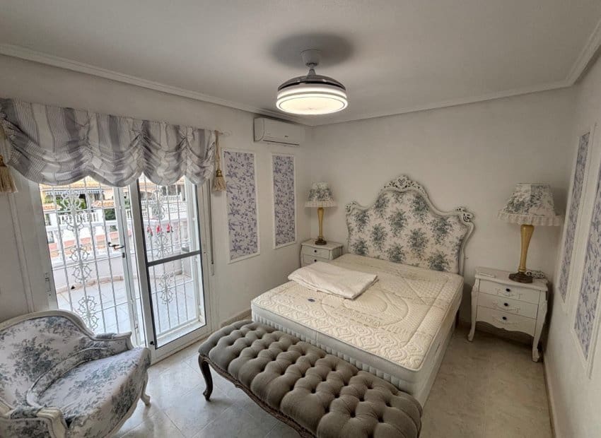 2 sypialnia Dom na sprzedaż w Benijofar z basenem - 189 995 € (Ref: 9451112)