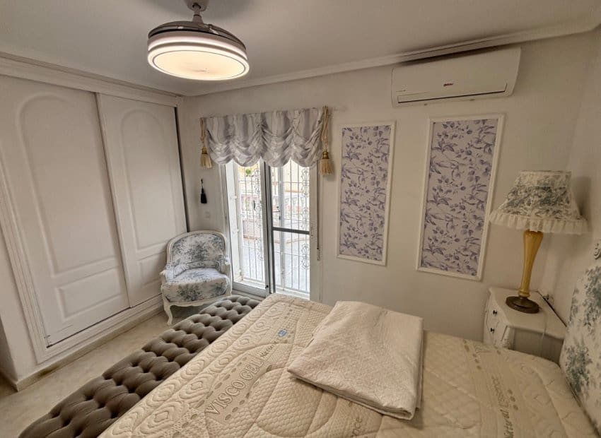 2 sypialnia Dom na sprzedaż w Benijofar z basenem - 189 995 € (Ref: 9451112)