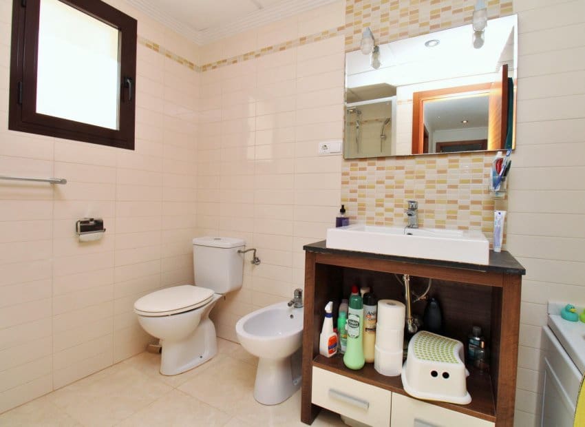 2 chambre Appartement à vendre à Orihuela Costa avec piscine - 249 000 € (Ref: 9451113)