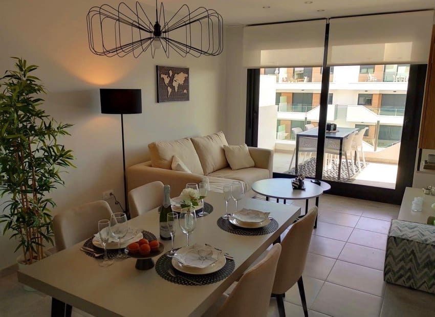 2 bedroom Apartment for sale in Orihuela with pool - € 274,900 (Ref: 9451114)