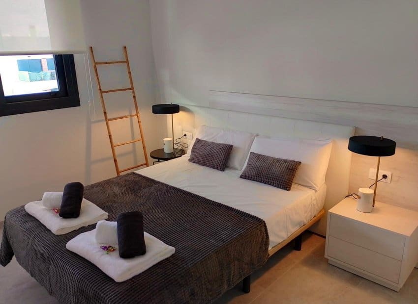 2 bedroom Apartment for sale in Orihuela with pool - € 274,900 (Ref: 9451114)