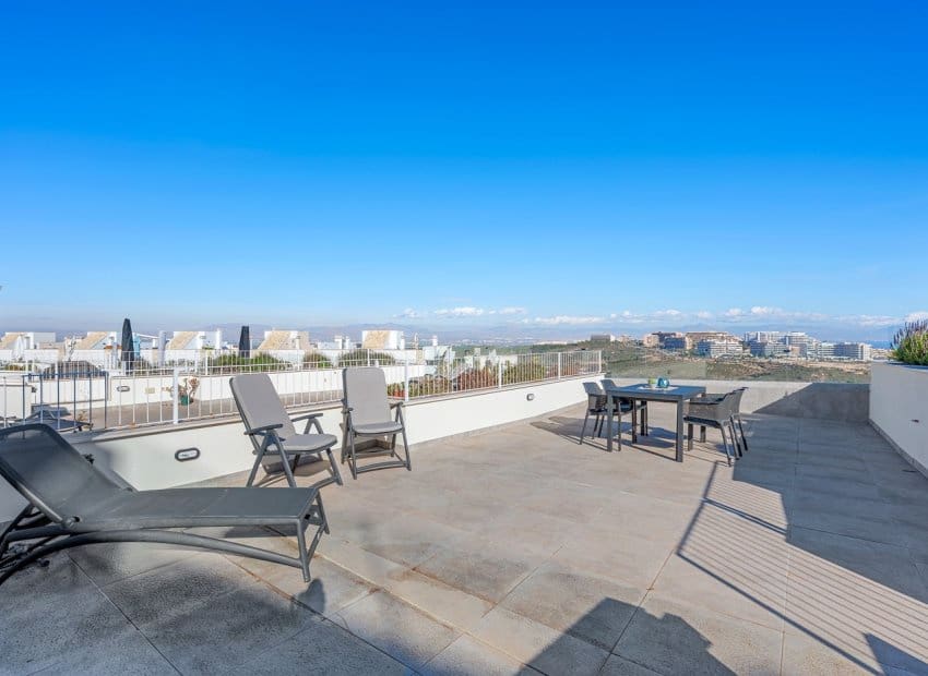 3 sovrum Lägenhet till salu i Gran Alacant med pool - 435 000 € (Ref: 9451115)