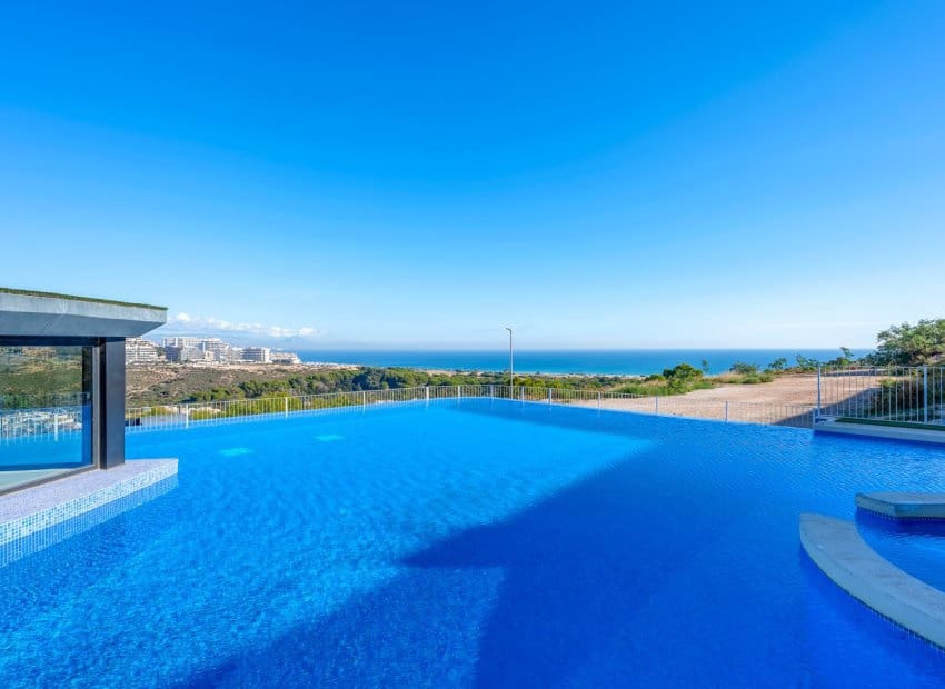 3 sovrum Lägenhet till salu i Gran Alacant med pool - 435 000 € (Ref: 9451115)