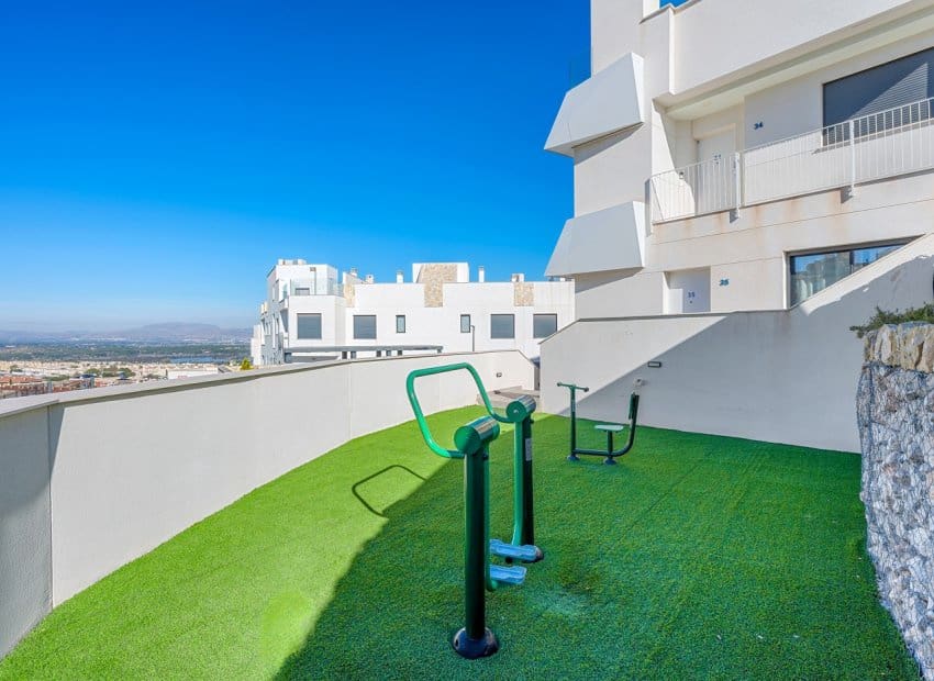 3 sovrum Lägenhet till salu i Gran Alacant med pool - 435 000 € (Ref: 9451115)