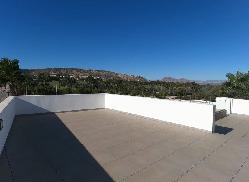 4 bedroom Villa for sale in Algorfa with pool - € 850,000 (Ref: 9451117)