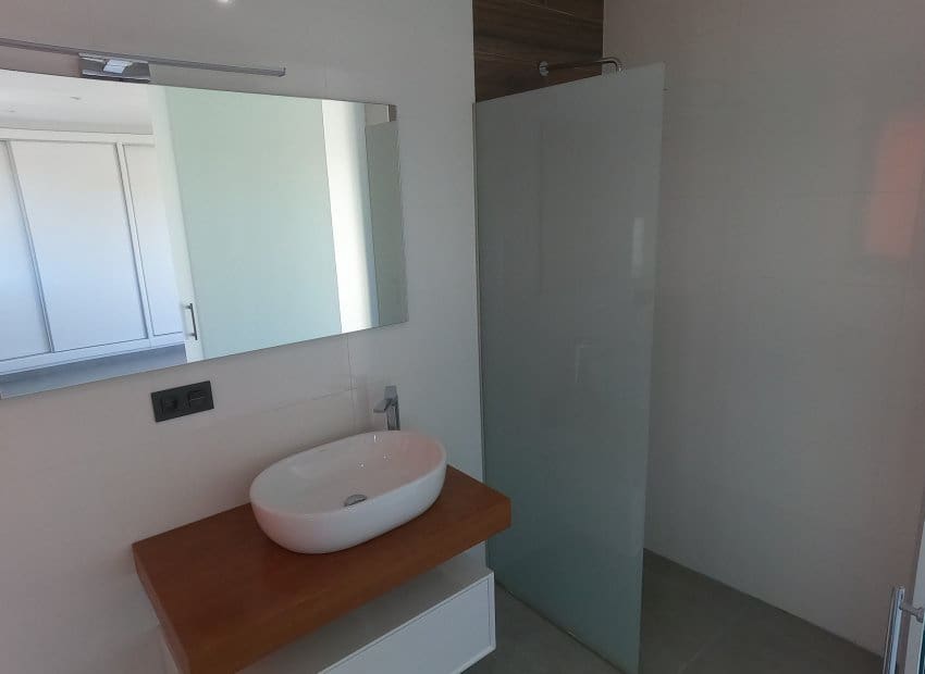 4 bedroom Villa for sale in Algorfa with pool - € 850,000 (Ref: 9451117)