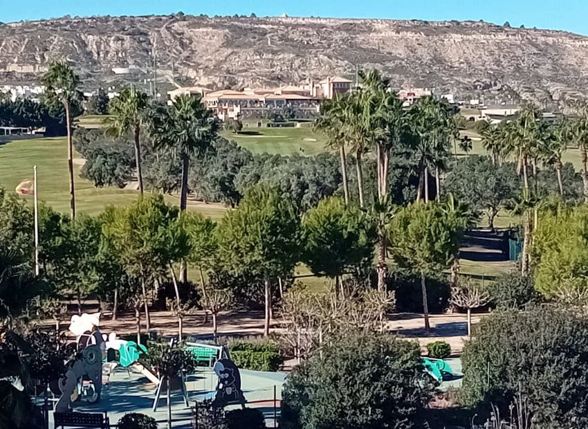 4 bedroom Villa for sale in Algorfa with pool - € 850,000 (Ref: 9451117)