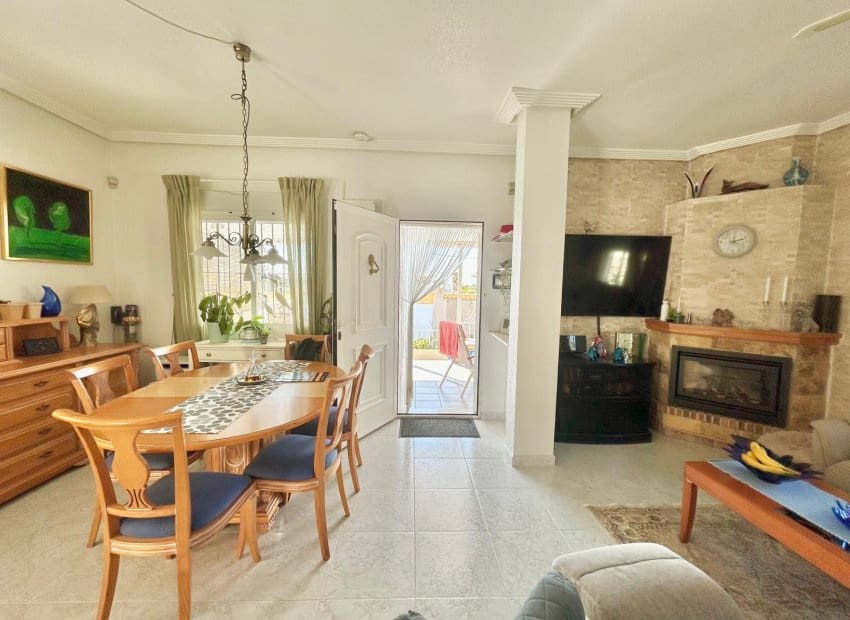 3 soverom Villa til salgs i El Chaparral med svømmebasseng - € 335 950 (Ref: 9451118)