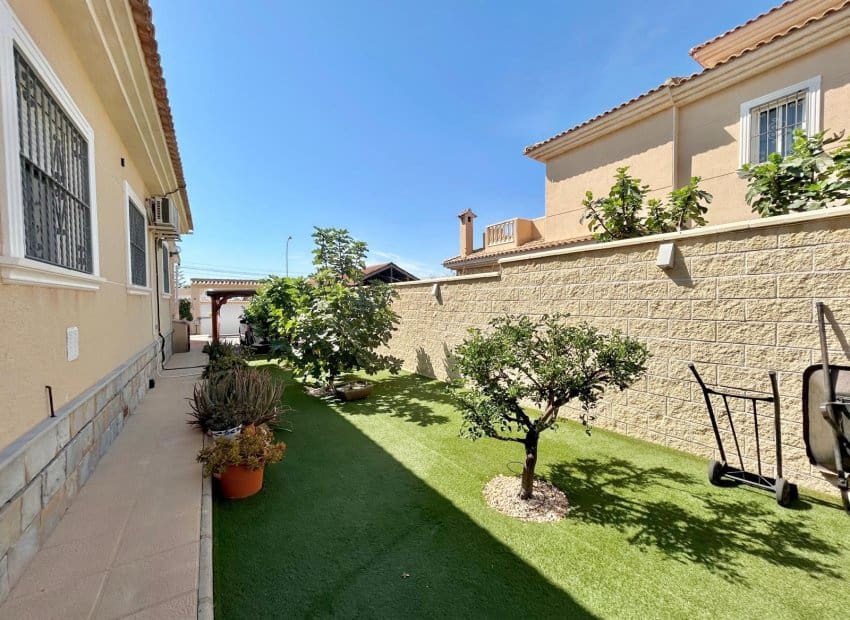 3 soverom Villa til salgs i El Chaparral med svømmebasseng - € 335 950 (Ref: 9451118)