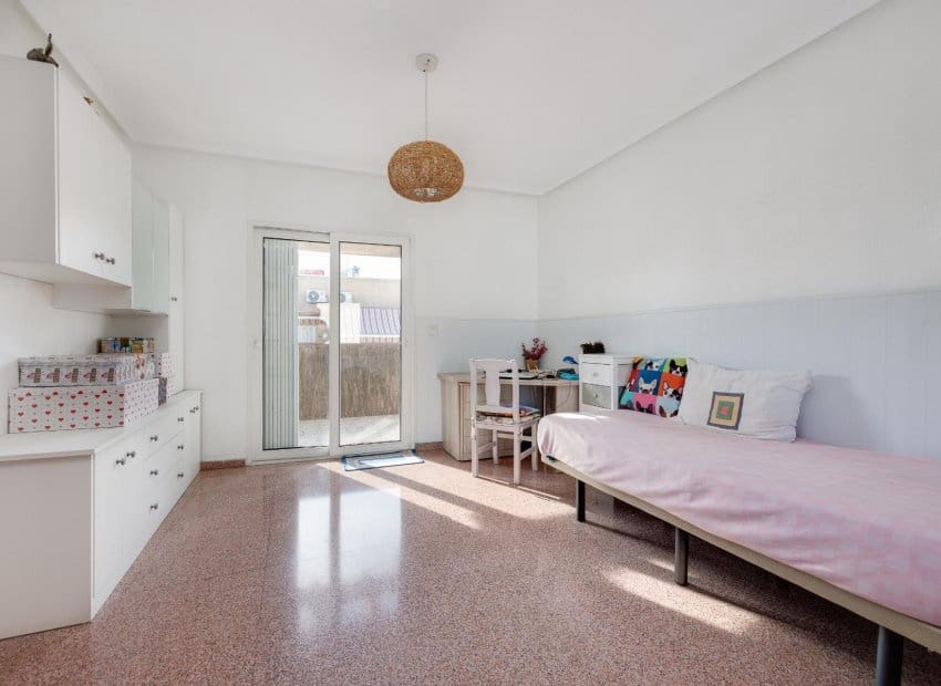 2 soverom Penthouse til salgs i Torrevieja - € 169 500 (Ref: 9451124)