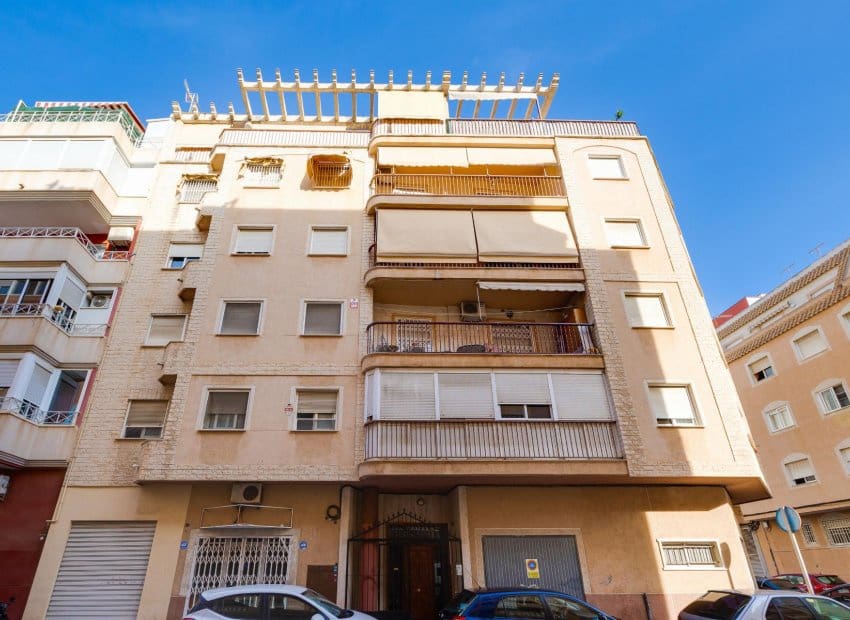 2 soverom Penthouse til salgs i Torrevieja - € 169 500 (Ref: 9451124)