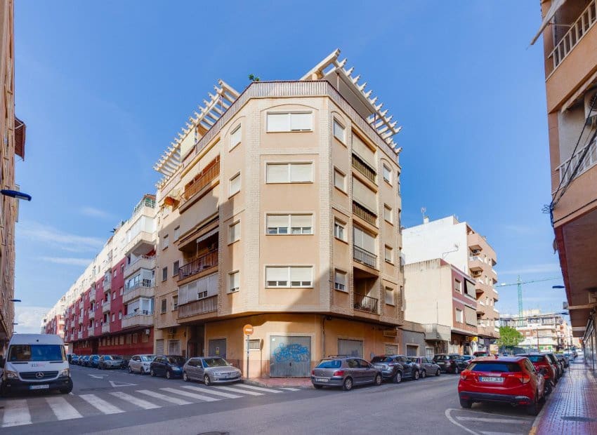 2 soverom Penthouse til salgs i Torrevieja - € 169 500 (Ref: 9451124)