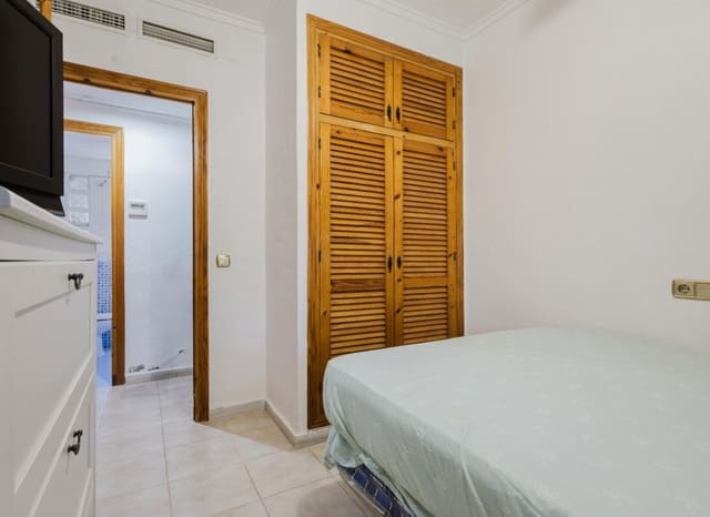 6 chambre Villa/Maison à vendre à El Chaparral, Torrevieja - 449 000 € (Ref: 9451126)