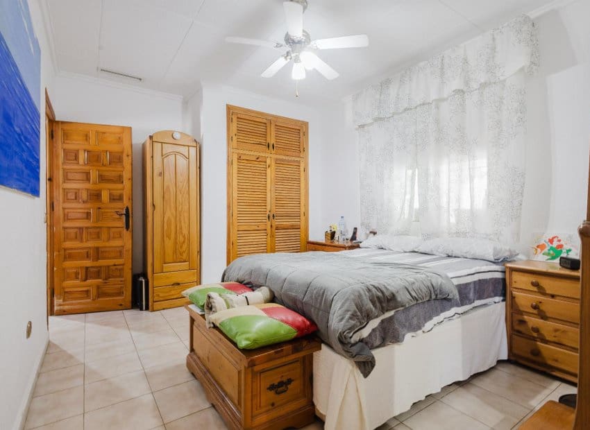 6 chambre Villa/Maison à vendre à El Chaparral - 449 000 € (Ref: 9451126)