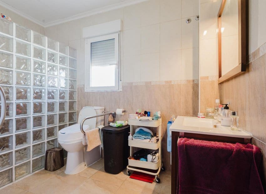 6 chambre Villa/Maison à vendre à El Chaparral - 449 000 € (Ref: 9451126)