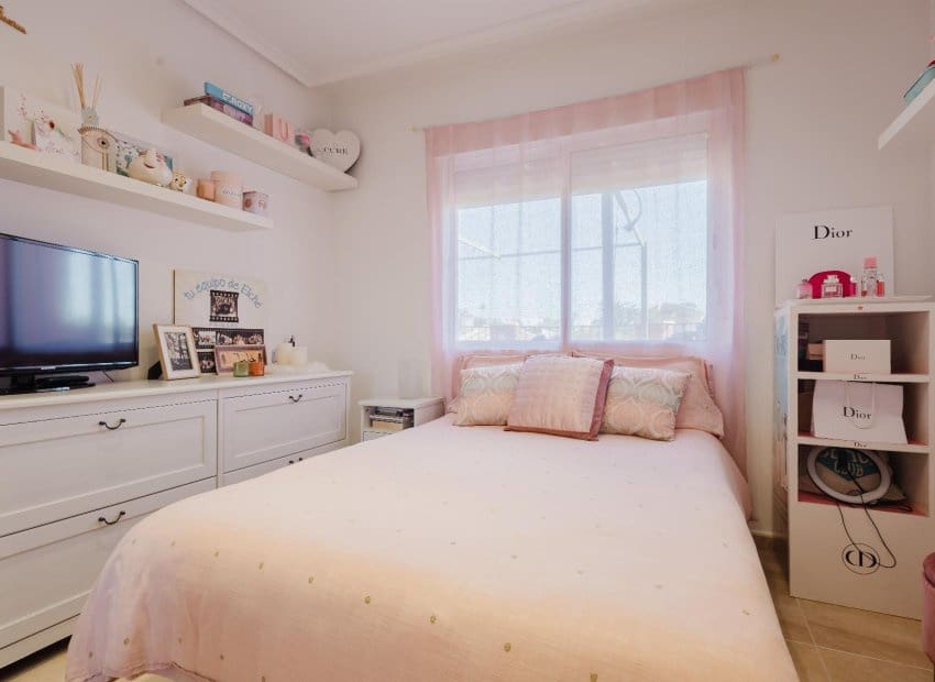 6 chambre Villa/Maison à vendre à El Chaparral - 449 000 € (Ref: 9451126)