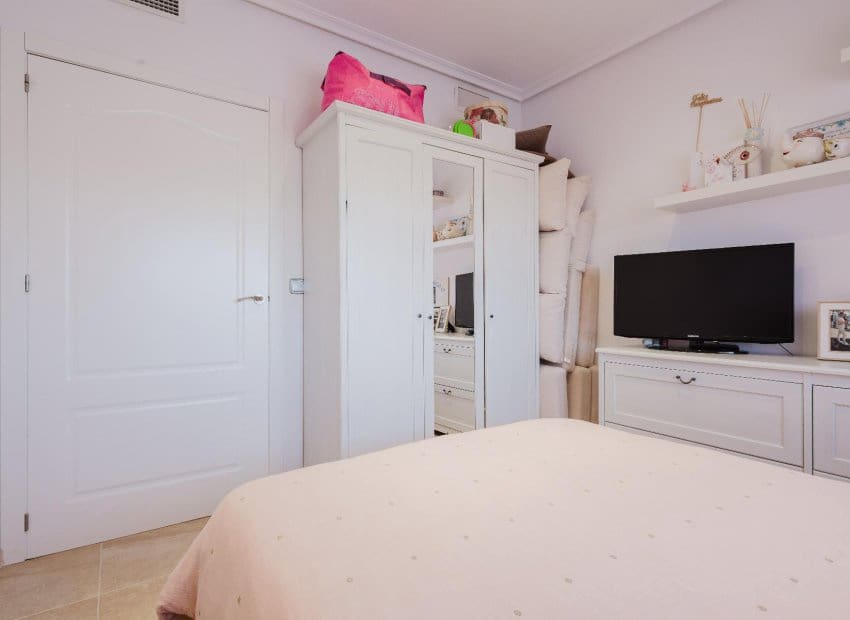 6 chambre Villa/Maison à vendre à El Chaparral - 449 000 € (Ref: 9451126)