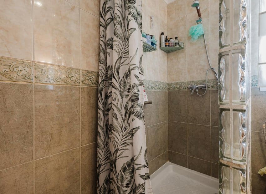 6 chambre Villa/Maison à vendre à El Chaparral - 449 000 € (Ref: 9451126)