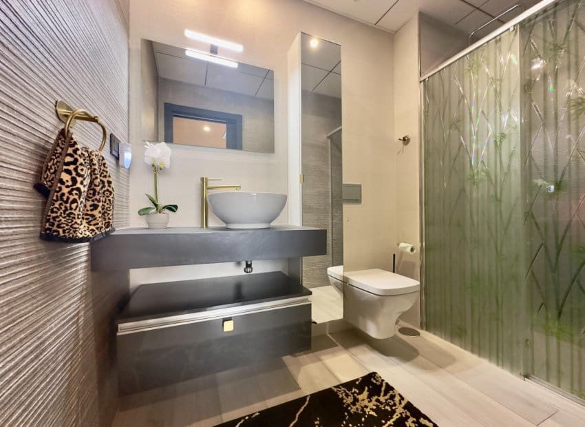 3 sovrum Villa till salu i Orihuela Costa med pool - 575 000 € (Ref: 9459810)