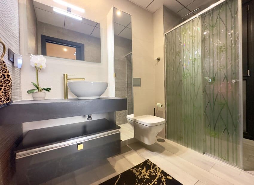 3 sovrum Villa till salu i Orihuela Costa med pool - 575 000 € (Ref: 9459810)