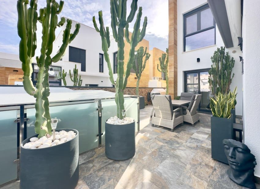 3 sovrum Villa till salu i Orihuela Costa med pool - 575 000 € (Ref: 9459810)