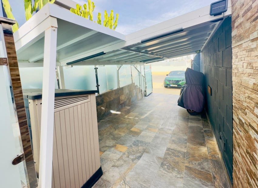 3 sovrum Villa till salu i Orihuela Costa med pool - 575 000 € (Ref: 9459810)