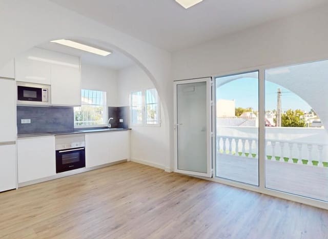 2 quarto Bungalow para venda em Blue Lagoon - 199 000 € (Ref: 9459811)