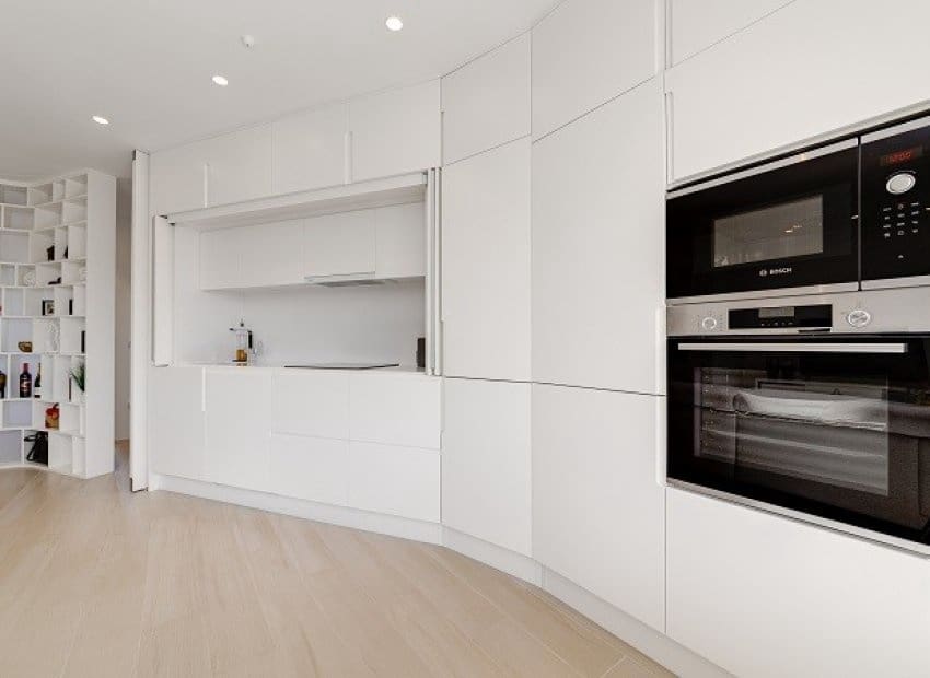 Apartamento de 2 habitaciones en Las Colinas Golf en venta con piscina - 369.000 € (Ref: 9459813)