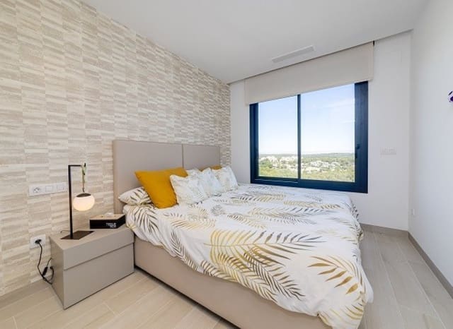 Apartamento de 2 habitaciones en Las Colinas Golf, Orihuela en venta con piscina - 369.000 € (Ref: 9459813)