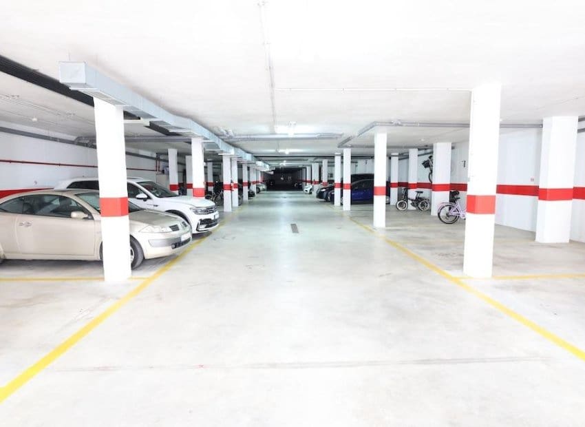 2 makuuhuone Bungalow myytävänä paikassa Orihuela Costa mukana uima-altaan - 289 000 € (Ref: 9459814)