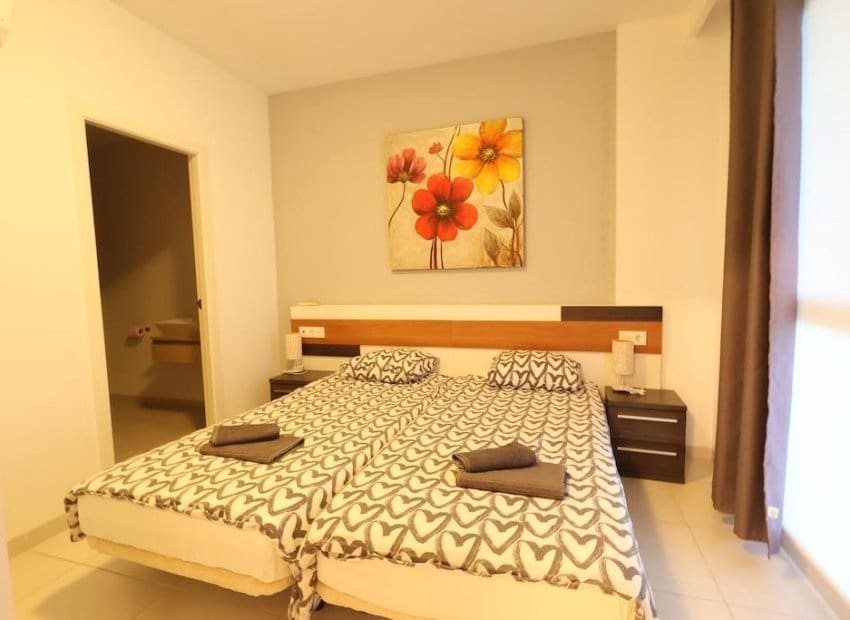 Apartamento de 2 habitaciones en Orihuela Costa en venta con piscina - 279.500 € (Ref: 9459815)
