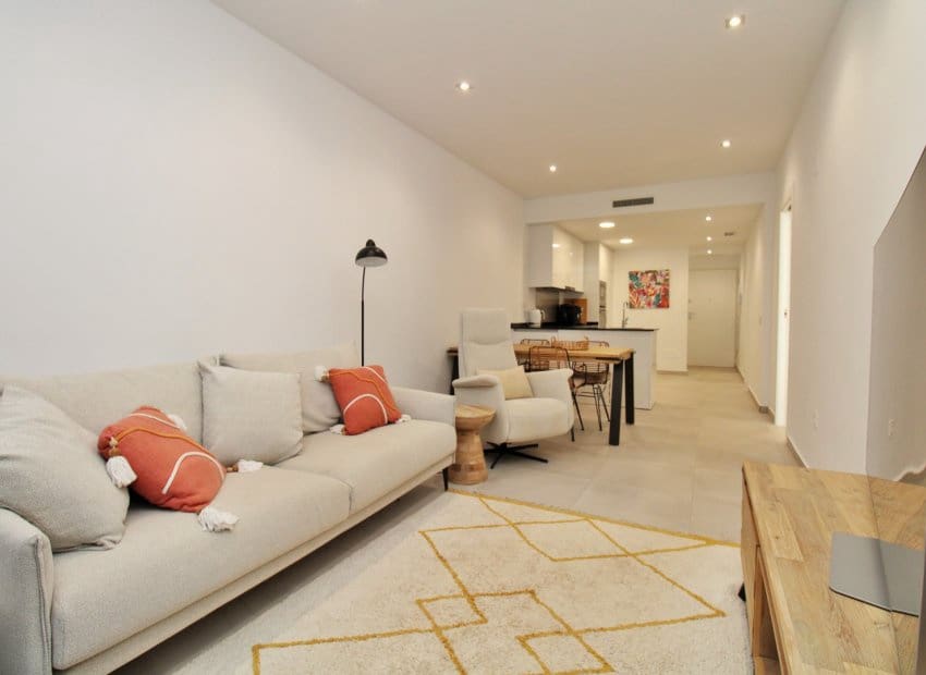 Casa de 2 habitaciones en Pilar de la Horadada en venta con piscina - 299.995 € (Ref: 9460743)