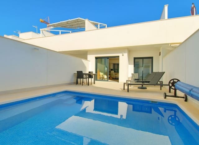 Casa de 2 habitaciones en Pilar de la Horadada en venta con piscina - 299.995 € (Ref: 9460743)