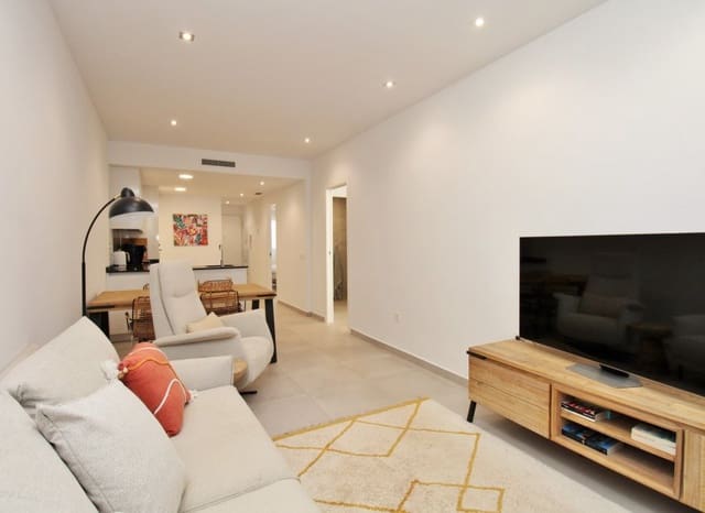 Casa de 2 habitaciones en Pilar de la Horadada en venta con piscina - 299.995 € (Ref: 9460743)