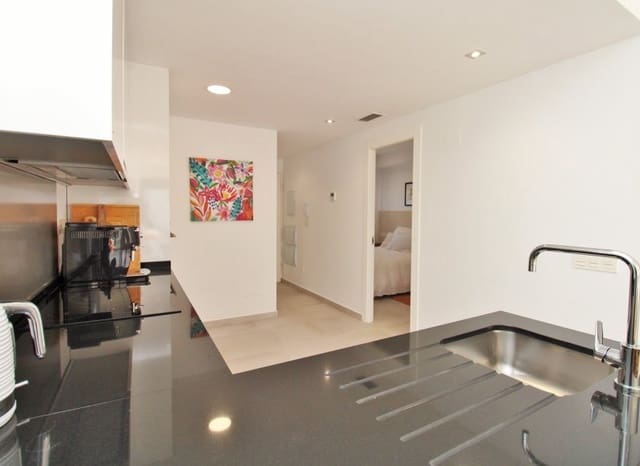 Casa de 2 habitaciones en Pilar de la Horadada en venta con piscina - 299.995 € (Ref: 9460743)