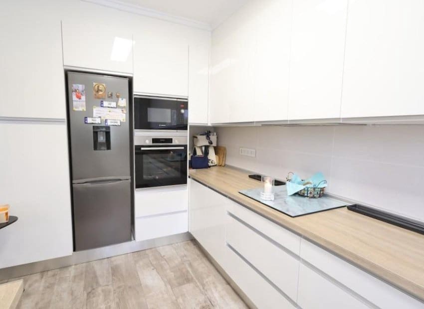 4 Zimmer Villa zu verkaufen in San Miguel de Salinas mit Pool - 461.318 € (Ref: 9460745)