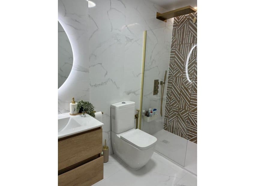 1 bedroom Apartment for sale in Orihuela Costa with pool - € 170,000 (Ref: 9464924)