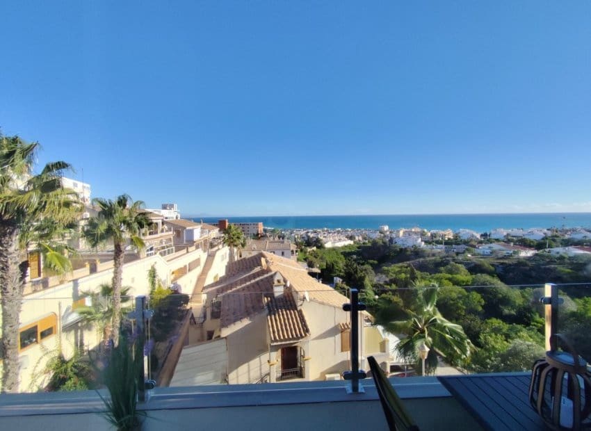 2 makuuhuone Huoneisto myytävänä paikassa La Mata mukana uima-altaan - 179 999 € (Ref: 9464925)