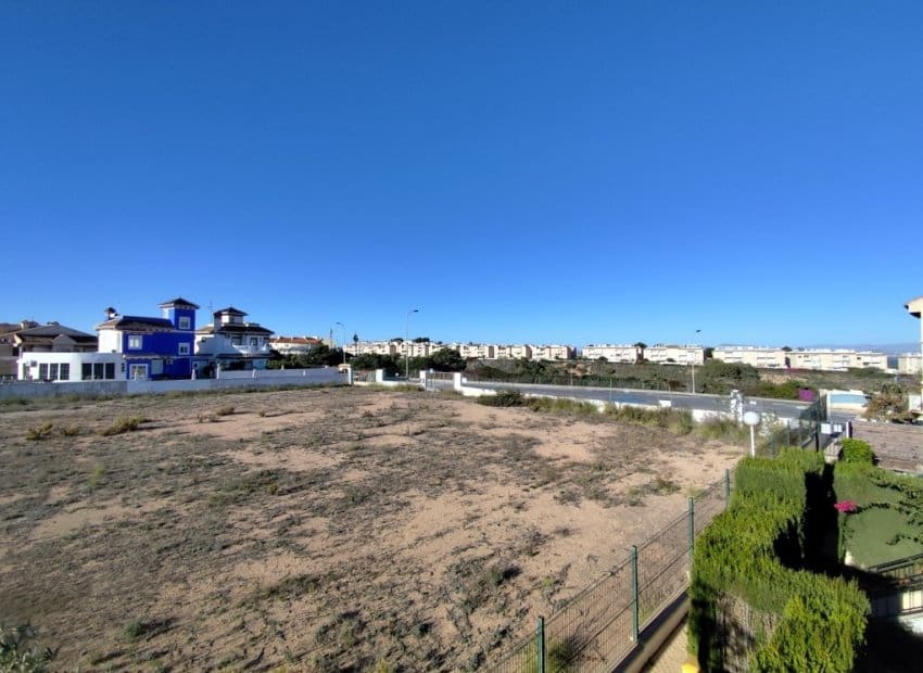 2 makuuhuone Huoneisto myytävänä paikassa La Mata mukana uima-altaan - 179 999 € (Ref: 9464925)