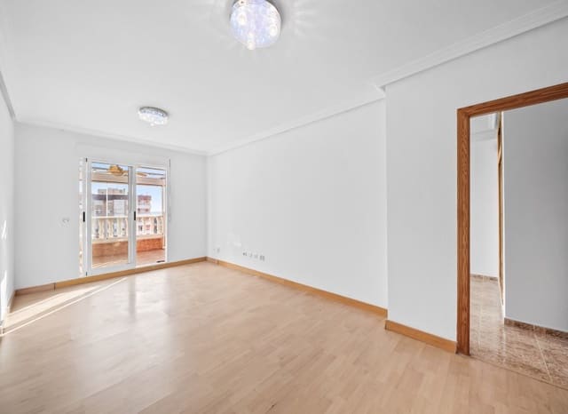 2 Zimmer Penthouse zu verkaufen in Puerto Deportivo, Torrevieja - 185.000 € (Ref: 9464926)