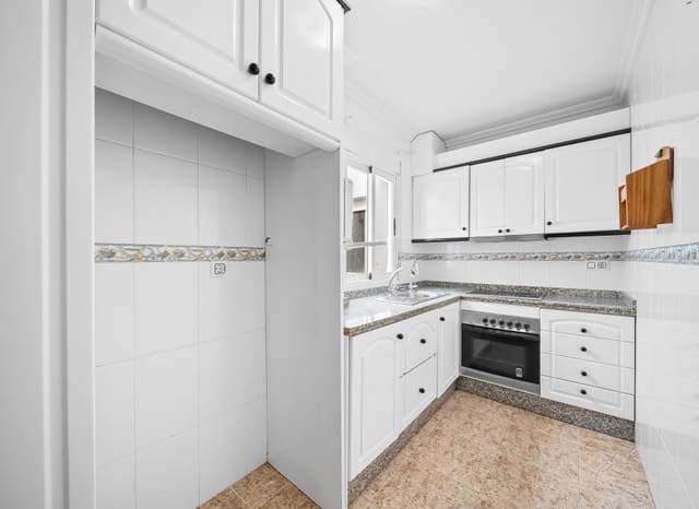 2 Zimmer Penthouse zu verkaufen in Puerto Deportivo, Torrevieja - 185.000 € (Ref: 9464926)