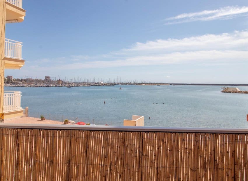 Apartamento Playa de 2 habitaciones en Torrevieja en venta - 260.000 € (Ref: 9465009)