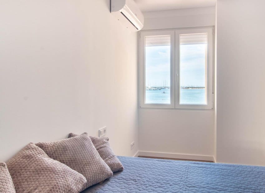 Apartamento Playa de 2 habitaciones en Torrevieja en venta - 260.000 € (Ref: 9465009)