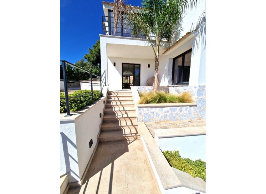 4 sypialnia Willa na sprzedaż w Costa d'en Blanes z basenem - 3 900 000 € (Ref: 9466223)